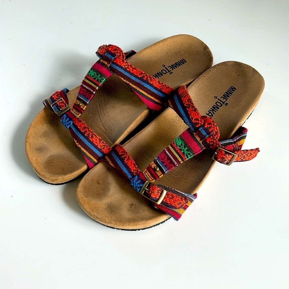 MINNETONKA RAZ Women’s 7 Boho Festival Rainbow Leather Woven Sandals Slides